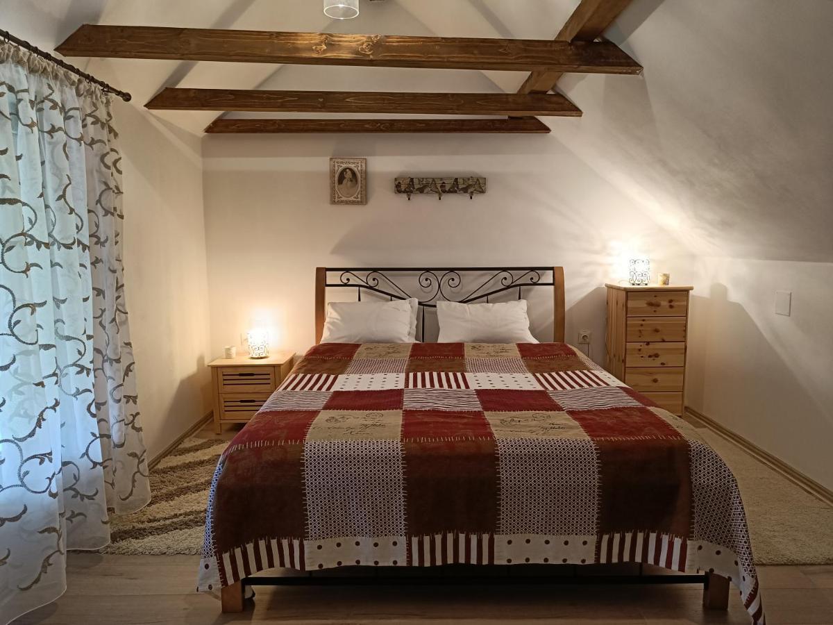 Vila Chic M Hotel Moieciu de Jos Ruang foto